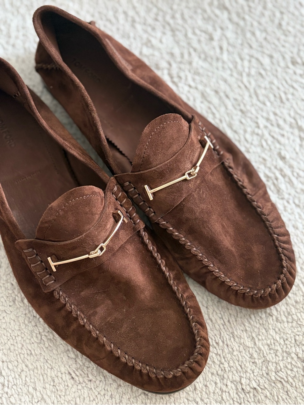 Tom Ford SUEDE DOUBLE T HARDWARE RIPLEY LOAFER